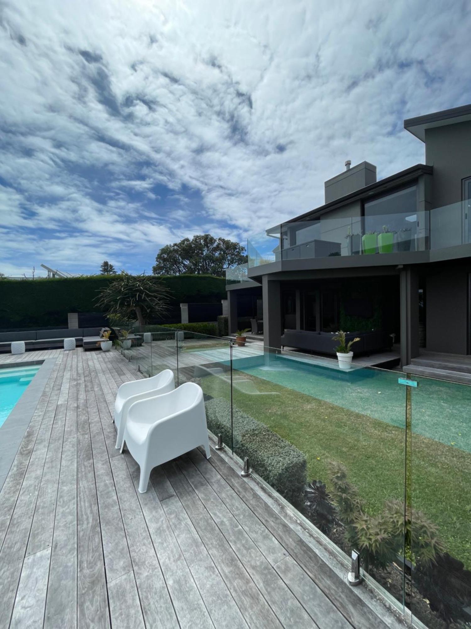 Luxury 2 Bdrm Ground Level With Private Pool Located On Scarborough Hill Sumner Christchurch
